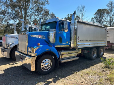 2013 Western Star 4800FX 6x4 3-Achs Kipper-Lkw