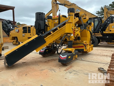 Gomaco GT3600 Curb and Gutter Machine