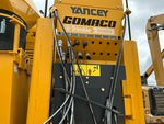 Hydraulics with Auxiliary Hydraulic Plumbing