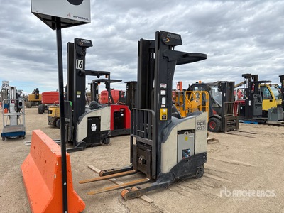 2006 Crown RR5220-45 4500 lb Gerbeur