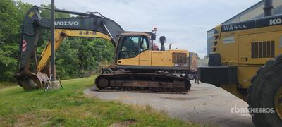 2010 Volvo EC290CL Tracked Excavator
