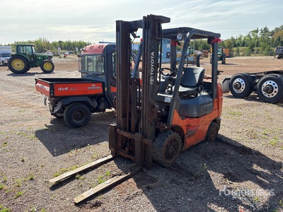 Toyota 7FGCU25 4700 lb Forklift (Inoperable)