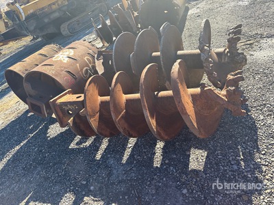 Quantity of (4) Rock Auger Attachment Divers -Matériel de fourniture pour champs pétrolifères