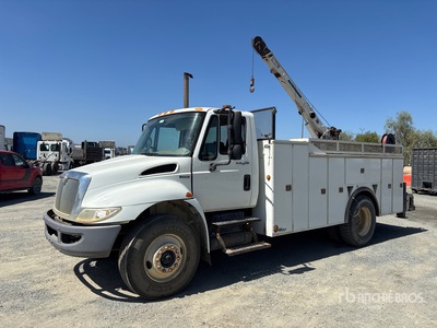 2009 International MA025 4x2 4x2 Servicewagen