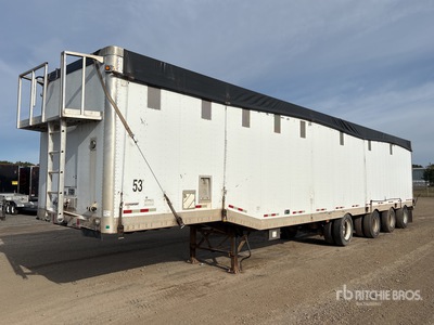 2010 Manac 53 ft x 102 in Quad/A Open-Top Hackschnitzel Trailer