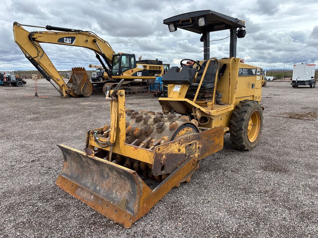 1998 Cat CP-323C Padfoot Drum Compactor