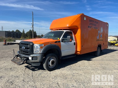 2011 Ford F-550 Furgoneta de carga
