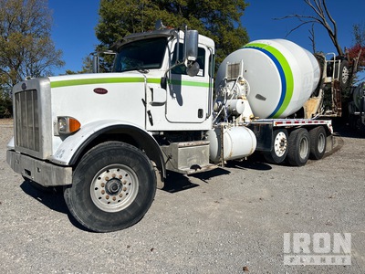 2015 Peterbilt 365 6x4 Mixer Truck