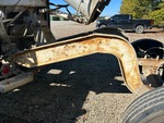 Underbody with Non-Driven Rear Drop Axle