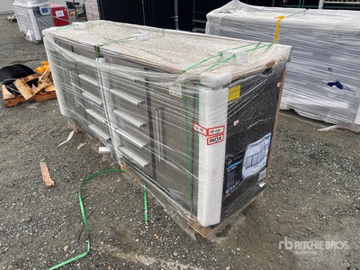 Steelman 7 ft 10-Drawer Workbench