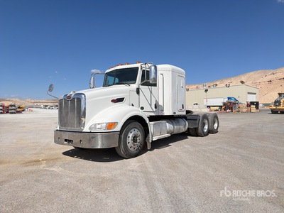 2010 Peterbilt 384 6x4 Cabeza Tractora Cabina Dormitorio