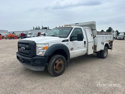 2012 Ford F-450 XL 4x2 Dump Truck