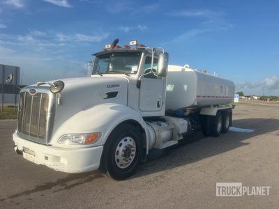 2011 Peterbilt 386 4000 gal 6x4 Water Truck