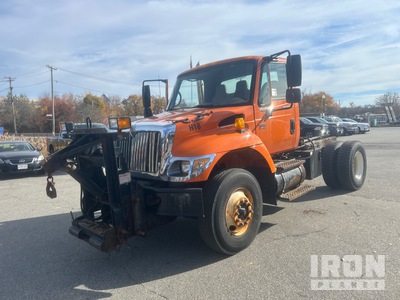 2007 International 7400 4x2 S/A Dump Truck