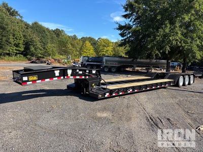 2026 Witzco RG-52 Tri/A Removable Gooseneck Lowboy Trailer (Unused)