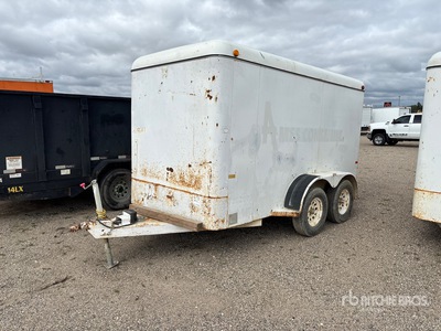 2002 W-W Trailers 12 ft T/A Enclosed Trailer