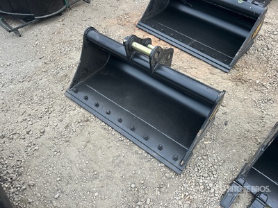 Trojan 42 in Cleanup Excavator Bucket - Fits Cat 303, 303.5, 304, Case, New Holland, Kobelco SK35, Deere/Hitachi 35D/G