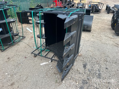 Trojan 42 in Digging Excavator Bucket - Fits Cat 320/321/323, Hyundai R210, Komatsu PC200/220, Deere 160/200/225, Kobelco SK210, Case 210/225, Doosan DX225