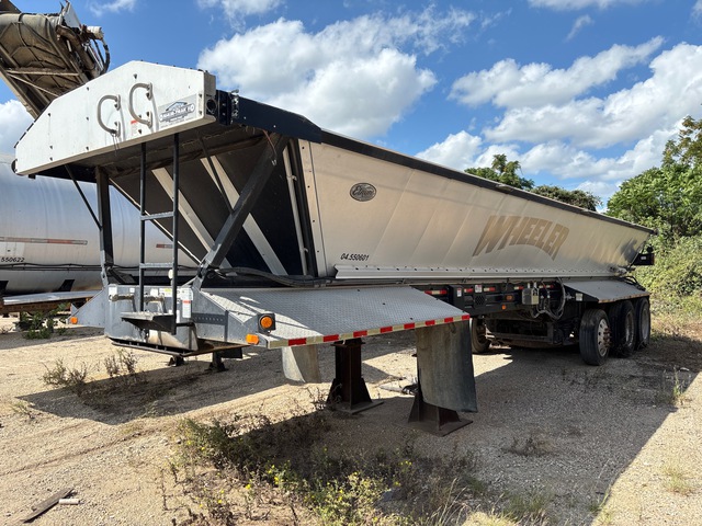 2014 Etnyre LB 236-3A 36 ft Tri/A Live Bottom Trailer 2014 Etnyre LB 236-3A 36 ft Tri/A Live Bottom Trailer