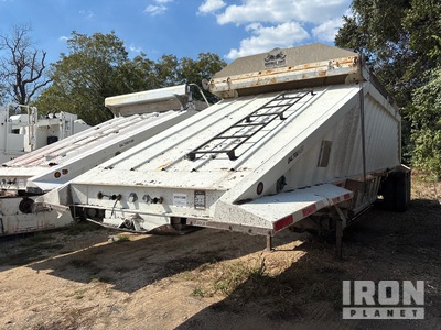 2007 Construction Trailer Specialists BDT-40 42 ft T/A Belly Dump Trailer