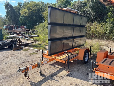 2020 ADDCO DH1000 Solar Informationstafel