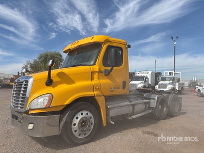 2010 Freightliner Cascadia 125 6x4 T/A Day Cab Truck Tractor
