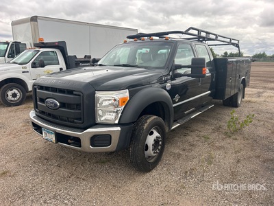 2014 Ford F-450 XL 4x4 Crew Cab Camion utilitaire (Inoperable)