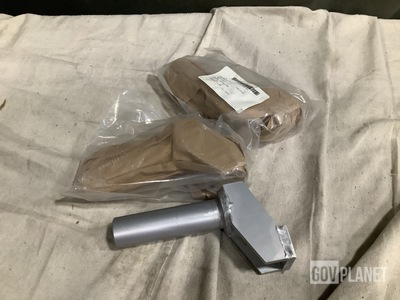 (12) Industrial Welding & Engineering 137565 Light Retention Brackets