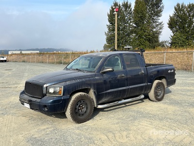 2006 Dodge Dakota SLT 4x4 Crew Cab Pick-up
