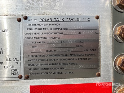 2013 Polar مقطورة خزان الأسمنت
