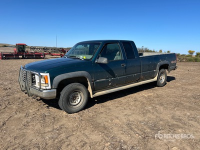 1996 GMC Sierra 2500 SLE 4x4 Extended Cab Pickup