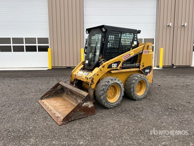 2015 Cat 226B3 Chargeuse à direction à glissement