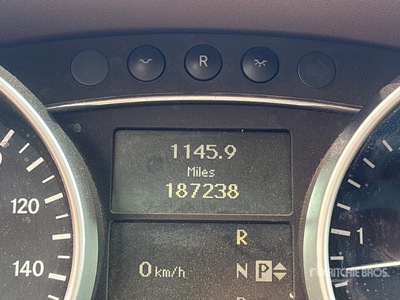2008 Mercedes-Benz ML320 4WD Véhicule utilitaire sport