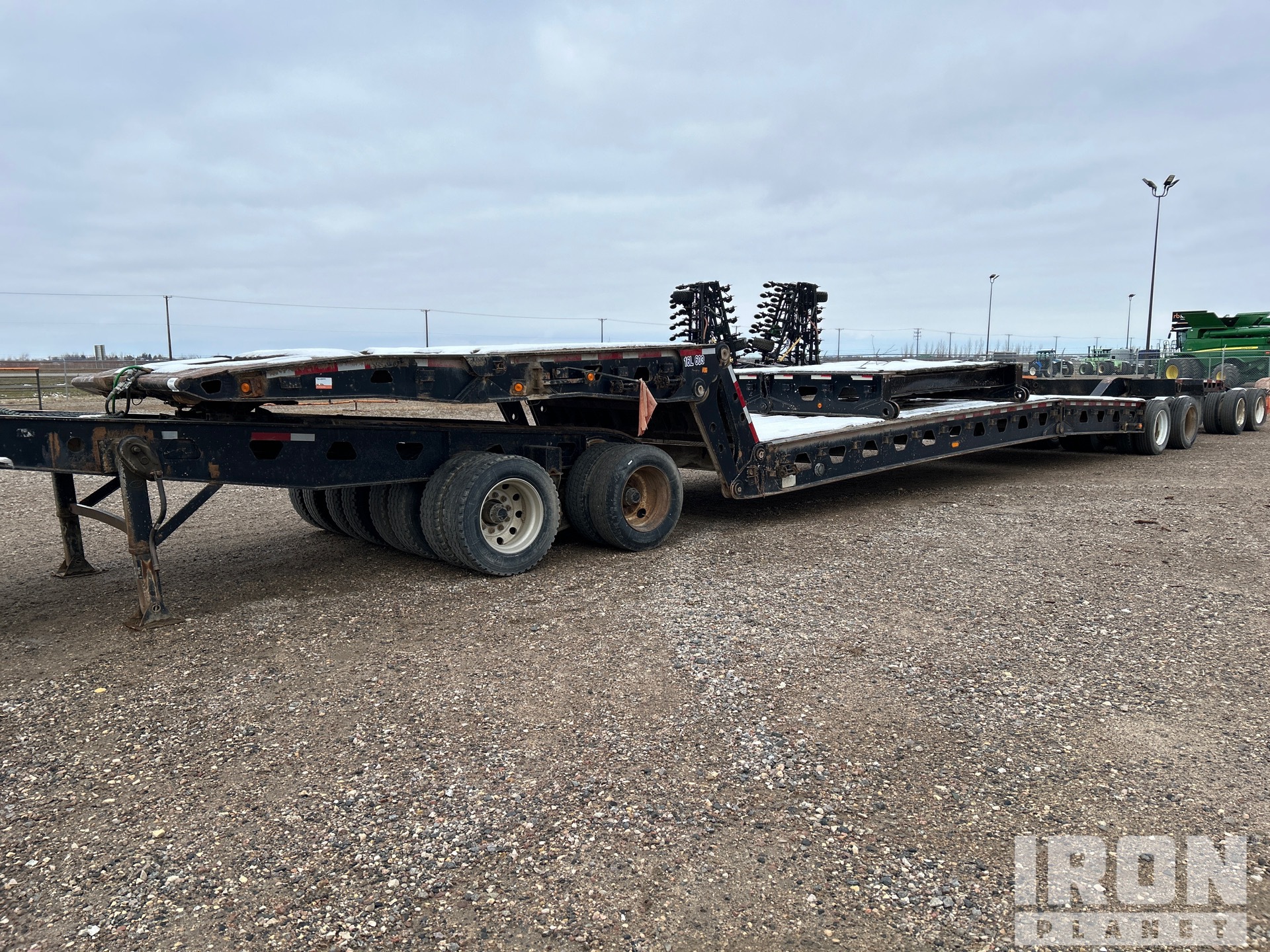 2002 Gerrys FG50 42 ft 16-Wheel Caravane Pliante