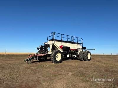 2016 Bourgault 7700 700 bu Tow-Behind Air Cart