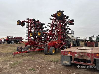 2015 Bourgault 3320 - 76 PHD 76 ft Air Drill