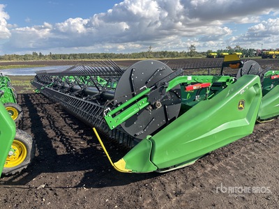 2024 John Deere HD50R 50 ft Hinged Draper Combine Header