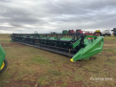 2023 John Deere HD50R 50 ft Hinged Draper Combine Header
