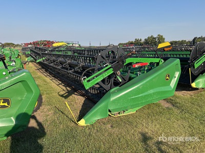 2022 John Deere HD50R 50 ft Hinged Draper Combine Header