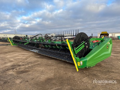 2024 John Deere HD45R 45 ft Rigid Hinged Draper Combine Header