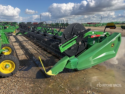2023 John Deere HD40R 40 ft Hinged Draper Combine Header