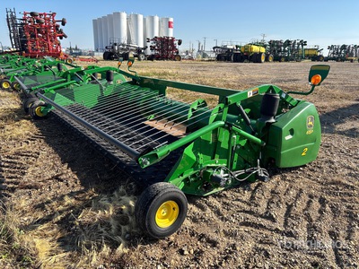 2018 John Deere 615P 15 ft Draper Encabezado de recogida combinada (Unused)