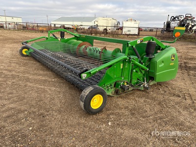 2017 John Deere 615P 15 ft Draper Combine Pickup Header