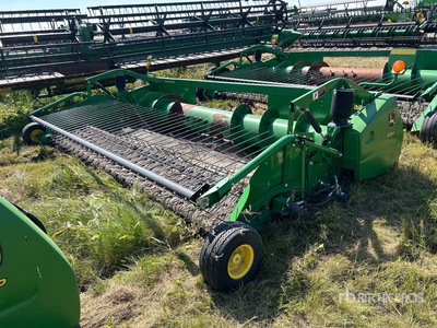 2017 John Deere 615P 15 ft Encabezado de recogida combinada