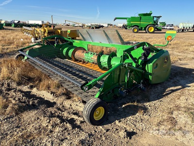 2016 John Deere 615P 15 ft Encabezado de recogida combinada