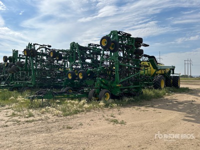 2018 John Deere 1870 76 ft Air Seeder