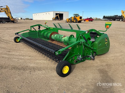 2018 John Deere 615P 15 ft Tête de moissonneuse-batteuse