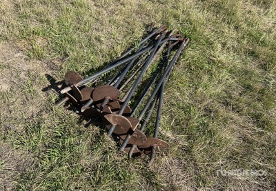 Quantity of (12) 36 in Grain Bin Anchor Varios equipamientos de agricultura