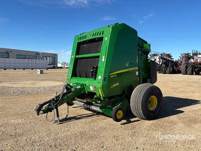 2022 John Deere 560R 梱包機
