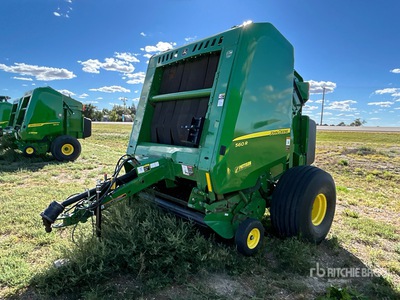 2022 John Deere 560R Round Baler